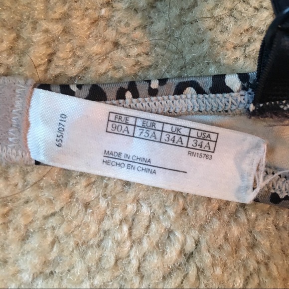 Gray animal pattern padded bra, SZ 34A - Picture 3 of 3